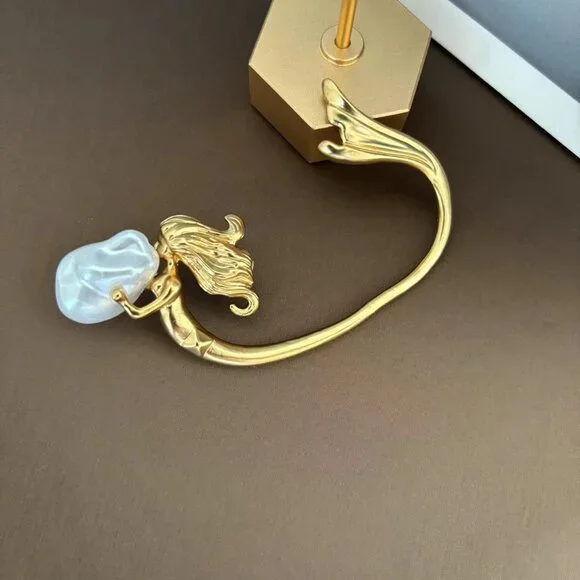 Enchanting Mermaid Tail Ear Wrap Single Silver Sea Fantasy Earring - Picture 4 of 5